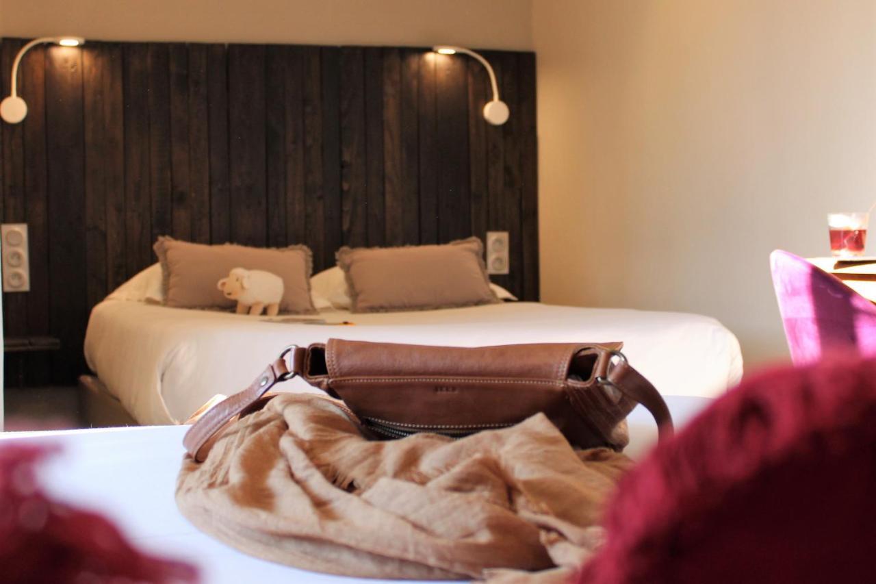 Logis Hotel St Sylvestre Aldudes Exteriör bild